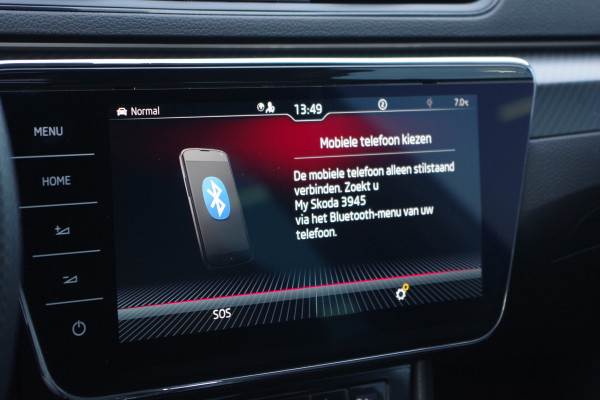 Škoda Superb Combi 1.4 TSI iV 218 PK Sportline BNS PHEV, Trekhaak, Panoramadak, 4 x Stoelverwarming, 360 Camera