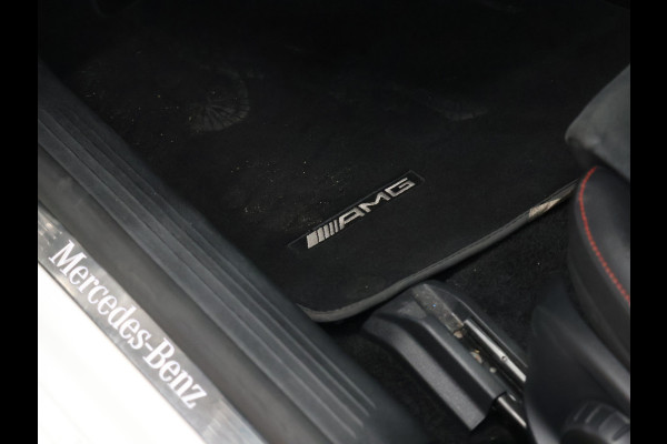 Mercedes-Benz CLA-Klasse 200 Premium Plus [SCHUIFKANTELDAK, BURMESTER SOUND, APPLE CARPLAY, ANDROID, SFEERVERLICHTING, CAMERA, STOELVERWARMING, LEDVERLICHTING, CRUISE, CLIMATE, NIEUWSTAAT]