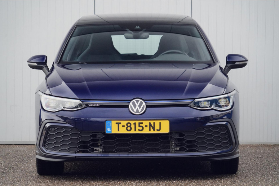 Volkswagen Golf 1.4 eHybrid GTE / Navigatie / Stoelverw. / Trekhaak / Pano / Stuurverw. / Camera / Side-Assist