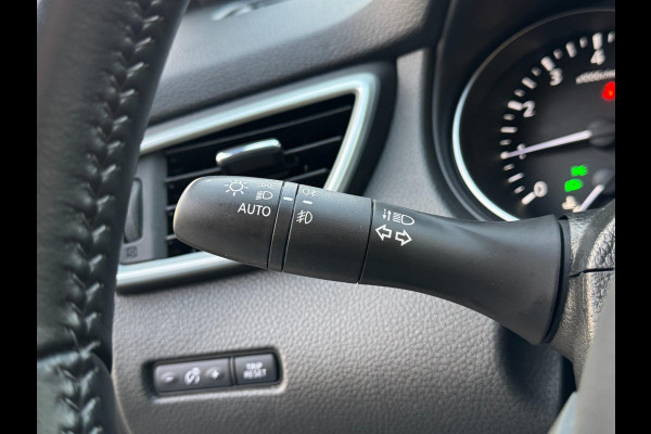 Nissan QASHQAI 1.3 DIG-T Tekna + 360 CAMERA / CARPLAY / LEDER / STOELVERW. / ECC / PDC / VOORRUIT VERW. / LED / ELEKTR VERST STOEL