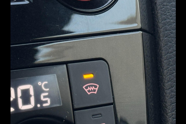 Nissan QASHQAI 1.3 DIG-T Tekna + 360 CAMERA / CARPLAY / LEDER / STOELVERW. / ECC / PDC / VOORRUIT VERW. / LED / ELEKTR VERST STOEL