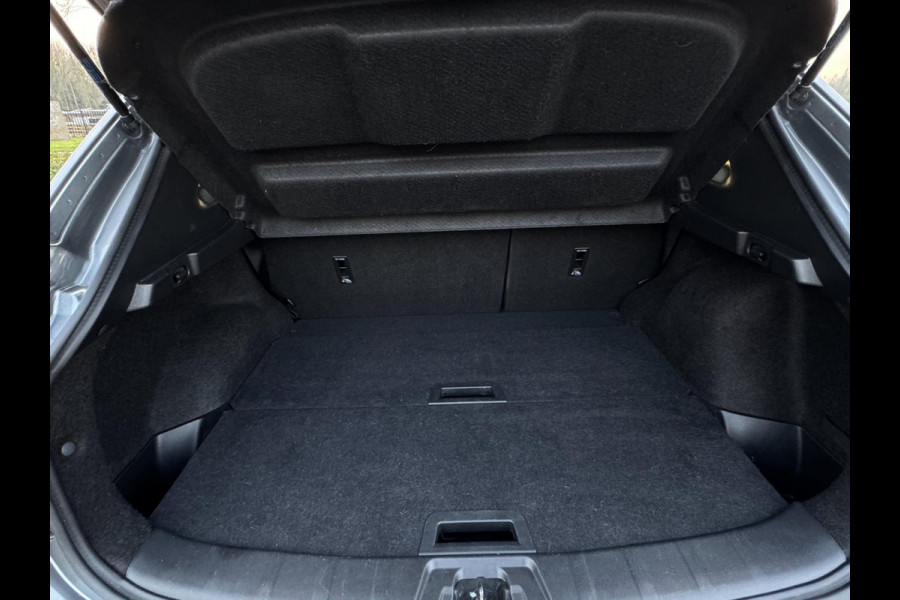Nissan QASHQAI 1.3 DIG-T Tekna + 360 CAMERA / CARPLAY / LEDER / STOELVERW. / ECC / PDC / VOORRUIT VERW. / LED / ELEKTR VERST STOEL