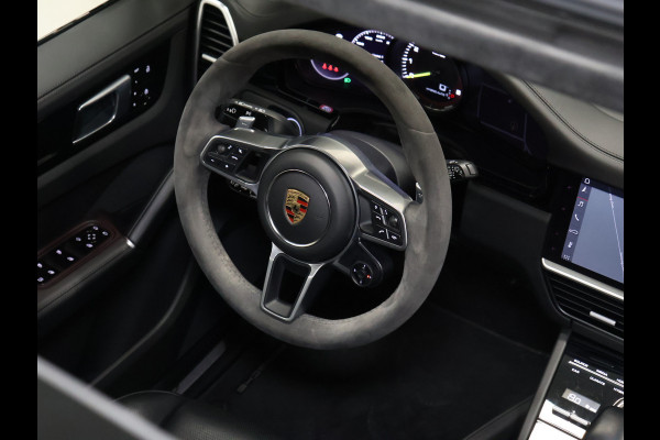 Porsche Cayenne 3.0 E-Hybrid [SPORT CHRONO, SPORT DESIGN, LED MATRIX PDLS PLUS, LUCHTVERING, SCHUIFKANTELDAK, TREKHAAK INKLAPBAAR, MEMORY SEATS, BOSE SOUND, STOELVERKOELING, HEAD-UP, APPLE CARPLAY, ANDROID, 360 CAMERA, A