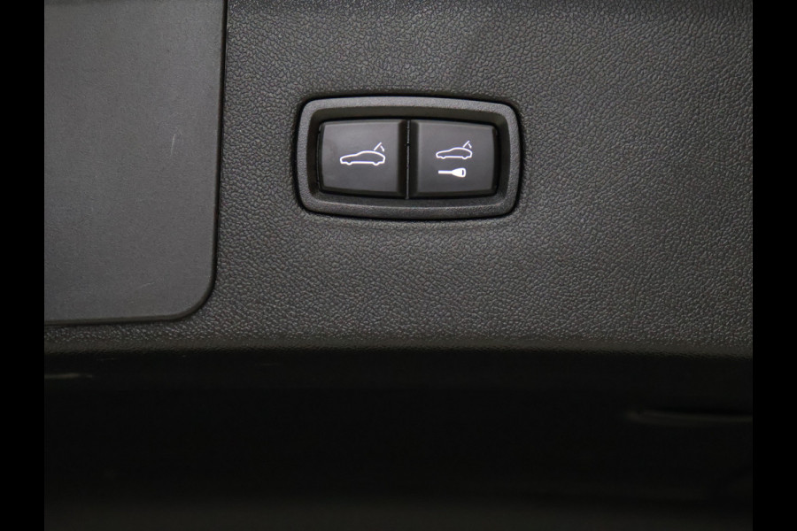 Porsche Cayenne 3.0 E-Hybrid [SPORT CHRONO, SPORT DESIGN, LED MATRIX PDLS PLUS, LUCHTVERING, SCHUIFKANTELDAK, TREKHAAK INKLAPBAAR, MEMORY SEATS, BOSE SOUND, STOELVERKOELING, HEAD-UP, APPLE CARPLAY, ANDROID, 360 CAMERA, A