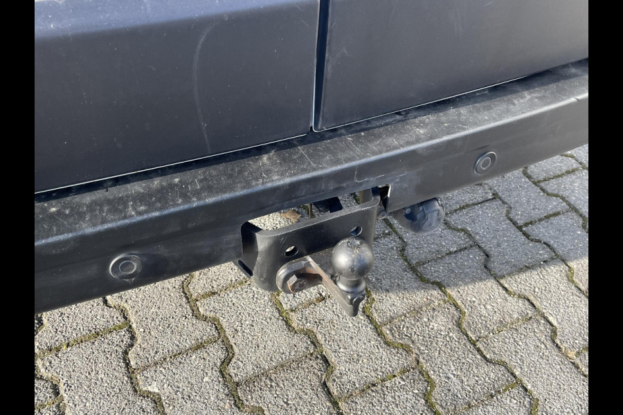 Renault Master T35 2.3 dCi L2H2*NAVI*A/C*HAAK*CRUISE*3PERS*PDC*