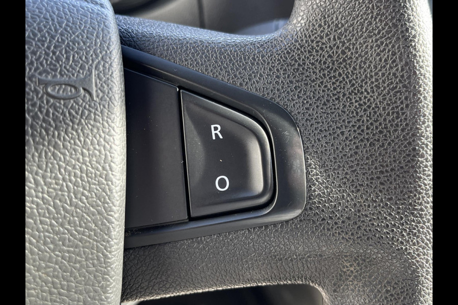 Renault Master T35 2.3 dCi L2H2*NAVI*A/C*HAAK*CRUISE*3PERS*PDC*