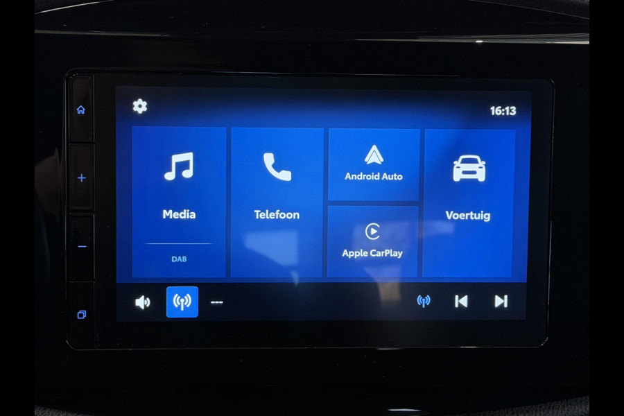 Toyota Aygo X 1.0 VVT-i Automaat Pulse | Navigatie | Apple Carplay/Android Auto | Camera | 17" Lichtmetalen Velgen | Climate Control | Adaptive Cruise Control | Two Tone