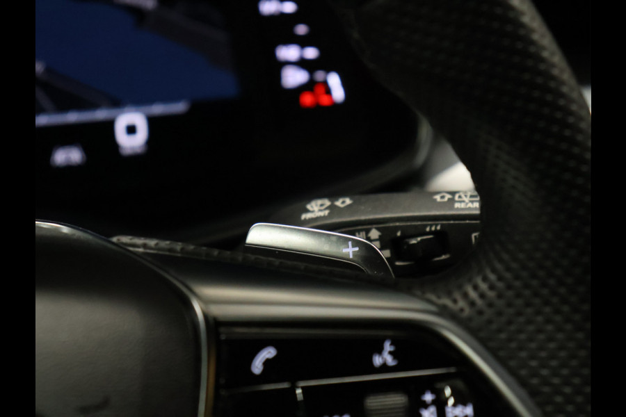 Audi A6 Avant 40 TFSI Sport S Line *WEEKAANBIEDING* [VIRTUAL COCKPIT, APPLE CARPLAY, ANDROID, MEMORY SEATS, SPORTSTUUR, STOELVERWARMING, PDC V+A, HALF LEDER, CRUISE, CLIMATE, NIEUWSTAAT]