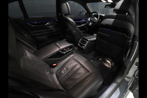 BMW 7 Serie 745e High Executive M Sport *WEEKAANBIEDING* [SCHUIFKANTELDAK, HARMAN/KARDON, APPLE CARPLAY, ANDROID, ELEKTRISCH VERSTELBARE STOELEN V+A, STOELMASSAGE V+A, LUCHTVERING, 360 CAMERA, HEAD-UP, STUURVERWARMING, STOELVERWARM