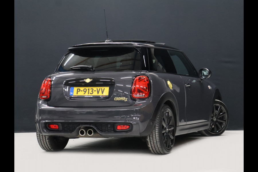 MINI Mini 2.0 Cooper S Chili FULL OPTION [SCHUIFKANTELDAK, APPLE CARPLAY, HARMAN/KARDON, HUD, ACHTERUITRIJCAMERA, ADAPTIVE CRUISE CONTROL, PDC V+A, STOELVERWARMING, AUTOMATISCHE AIRCO, NIEUWSTAAT]