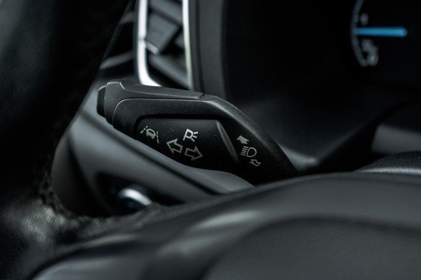 Ford Transit Custom 2.0 TDCI L2H1 Limited DC | 170 PK | 5-Zits | Automaat | CarPlay | Navi | Camera | Zijschuifdeur R + L | LED | Cruise