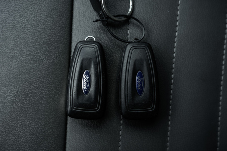 Ford Transit Custom 2.0 TDCI L2H1 Limited DC | 170 PK | 5-Zits | Automaat | CarPlay | Navi | Camera | Zijschuifdeur R + L | LED | Cruise