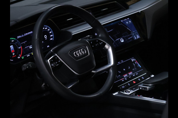Audi e-tron 55 quattro edition 95 kWh Sport [LUCHTVERING, BLUETOOTH TELEFOON, PDC V+A, CRUISE CONTROL, CLIMATE CONTROL, LANE ASSIST, ELEKTRISCHE ACHTERKLEP, LED KOPLAMPEN, NIEUWSTAAT]