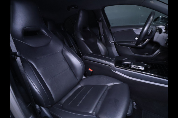 Mercedes-Benz A-Klasse 200 AMG Sport [SPORTSTOELEN, CAMERA, PDC V+A, STOELVERWARMING, CLIMATE CONTROL, CRUISE CONTROL, BLUETOOTH, NAVIGATIE, FLIPPERS, NIEUWSTAAT]