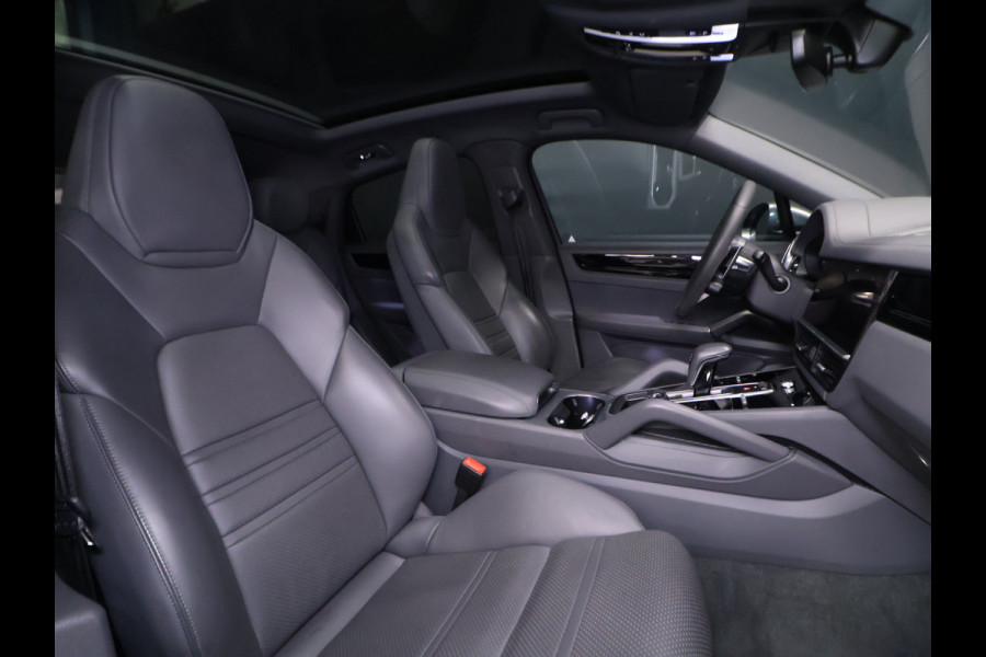 Porsche Cayenne Coupé 3.0 E-Hybrid *WEEKAANBIEDING* [ADAPTIVE SPORT SEAT PLUS, LUCHTVERING, SPORT CHRONO, MEMORY SEATS, APPLE CARPLAY, ADAPTIVE CRUISE CONTROL, BOSE, HUD, 360 CAMERA, PDC V+A, STOELVERWARMING, ELEKTRISCHE ACHTE