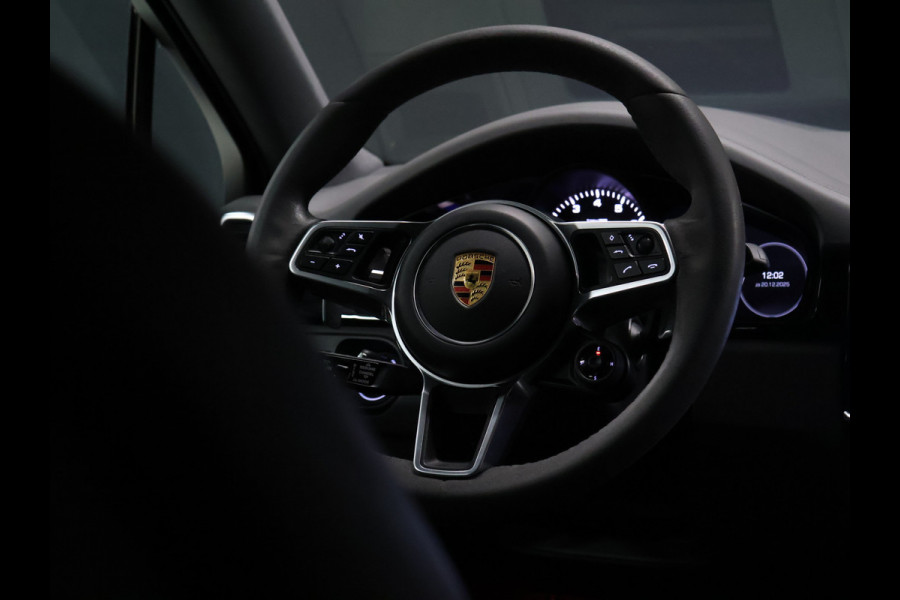 Porsche Cayenne Coupé 3.0 E-Hybrid *WEEKAANBIEDING* [ADAPTIVE SPORT SEAT PLUS, LUCHTVERING, SPORT CHRONO, MEMORY SEATS, APPLE CARPLAY, ADAPTIVE CRUISE CONTROL, BOSE, HUD, 360 CAMERA, PDC V+A, STOELVERWARMING, ELEKTRISCHE ACHTE