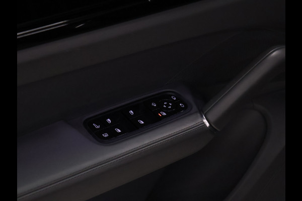 Porsche Cayenne Coupé 3.0 E-Hybrid *WEEKAANBIEDING* [ADAPTIVE SPORT SEAT PLUS, LUCHTVERING, SPORT CHRONO, MEMORY SEATS, APPLE CARPLAY, ADAPTIVE CRUISE CONTROL, BOSE, HUD, 360 CAMERA, PDC V+A, STOELVERWARMING, ELEKTRISCHE ACHTE