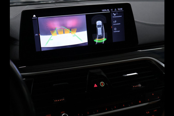 BMW 5 Serie Touring 520i M Sport [CAMERA, APPLE CARPLAY, MEMORY SEATS, M STUURWIEL,TREKHAAK WEGKLAPBAAR,  ANDROID AUTO, VOL LEDER, NIEUWSTAAT]