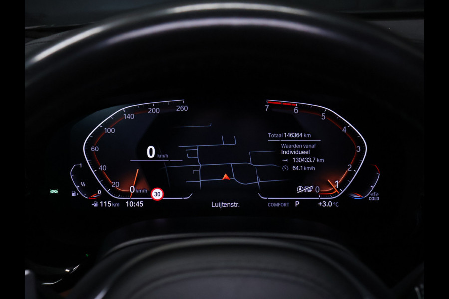 BMW 5 Serie Touring 520i M Sport [CAMERA, APPLE CARPLAY, MEMORY SEATS, M STUURWIEL,TREKHAAK WEGKLAPBAAR,  ANDROID AUTO, VOL LEDER, NIEUWSTAAT]