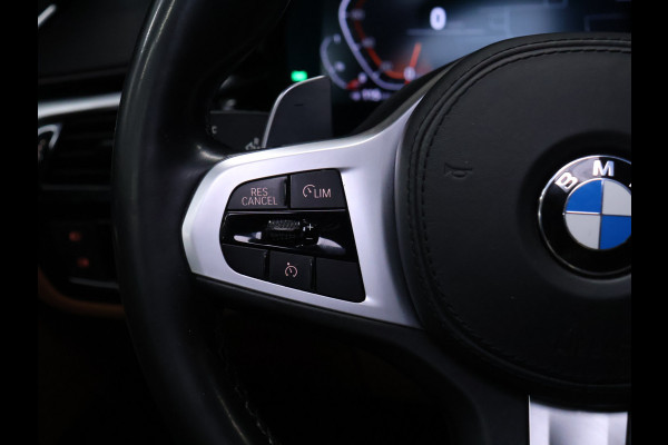 BMW 5 Serie Touring 520i M Sport [CAMERA, APPLE CARPLAY, MEMORY SEATS, M STUURWIEL,TREKHAAK WEGKLAPBAAR,  ANDROID AUTO, VOL LEDER, NIEUWSTAAT]