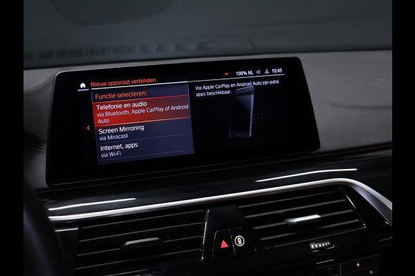 BMW 5 Serie Touring 520i M Sport [CAMERA, APPLE CARPLAY, MEMORY SEATS, M STUURWIEL,TREKHAAK WEGKLAPBAAR,  ANDROID AUTO, VOL LEDER, NIEUWSTAAT]