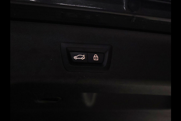 BMW 5 Serie Touring 520i M Sport [CAMERA, APPLE CARPLAY, MEMORY SEATS, M STUURWIEL,TREKHAAK WEGKLAPBAAR,  ANDROID AUTO, VOL LEDER, NIEUWSTAAT]