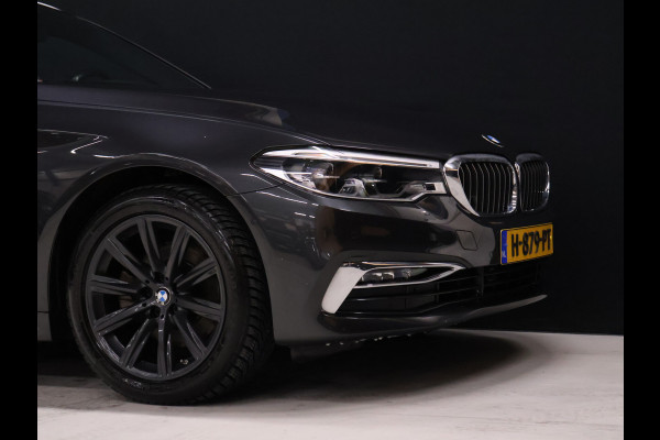 BMW 5 Serie Touring 520i M Sport [CAMERA, APPLE CARPLAY, MEMORY SEATS, M STUURWIEL,TREKHAAK WEGKLAPBAAR,  ANDROID AUTO, VOL LEDER, NIEUWSTAAT]