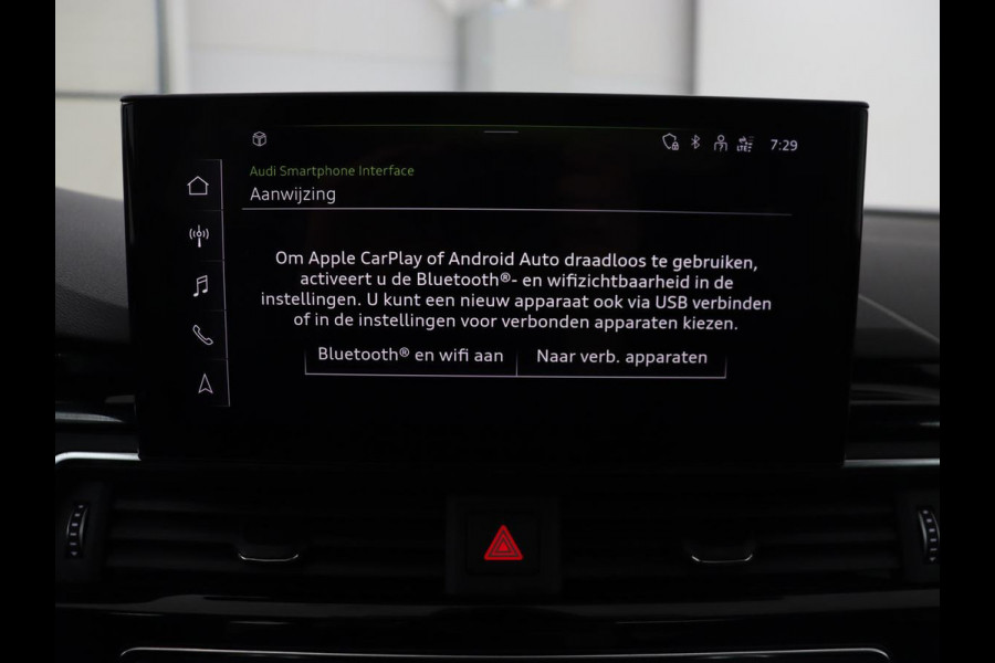 Audi A4 35 TFSI S edition Competition | Panoramadak | Stoelverwarming | Virtual Cockpit | Carplay | Half leder | Navigatie | Sportstoelen | Full LED | DAB | Climate control | Cruise control | S Line