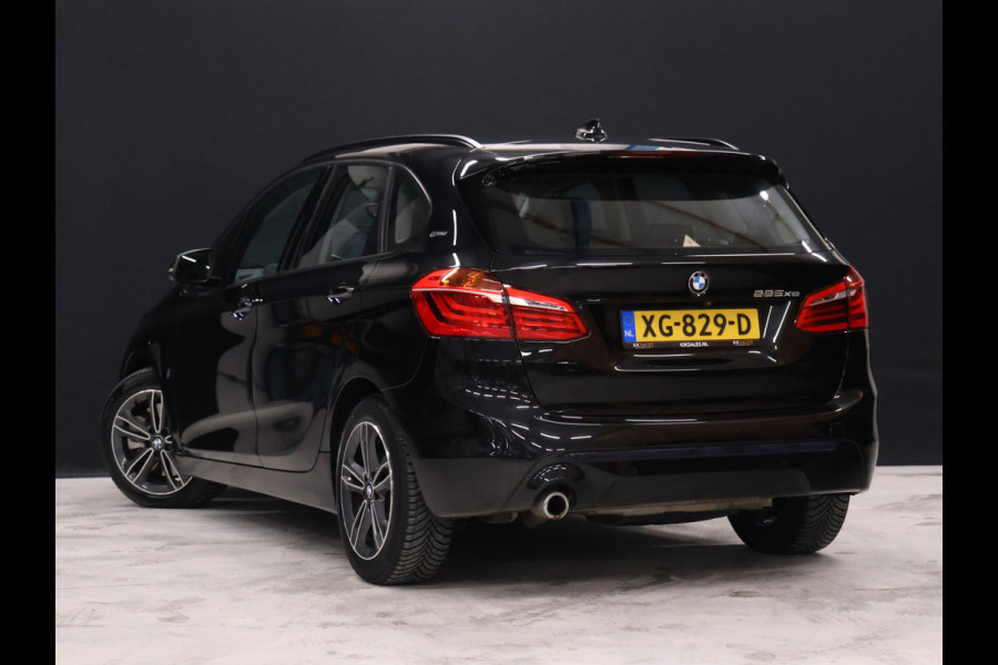 BMW 2 Serie Active Tourer 225xe iPerformance High Executive [CAMERA, HEAD UP DISPLAY, LEDER SPORTSTOELEN, STOELVERWARMING, NIEUWSTAAT]