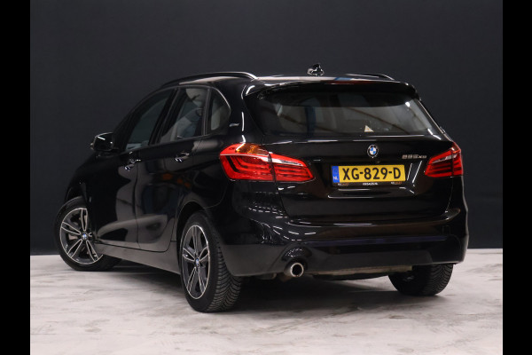 BMW 2 Serie Active Tourer 225xe iPerformance High Executive [CAMERA, HEAD UP DISPLAY, LEDER SPORTSTOELEN, STOELVERWARMING, NIEUWSTAAT]