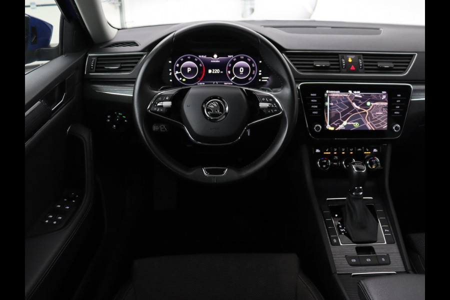 Škoda Superb 1.5 TSI Business Edition Plus | Trekhaak | Adaptive cruise | Achterbankverwarming | Virtual Cockpit | Camera | Carplay | Stoelverwarming | Memory | Keyless | Full LED | Navigatie