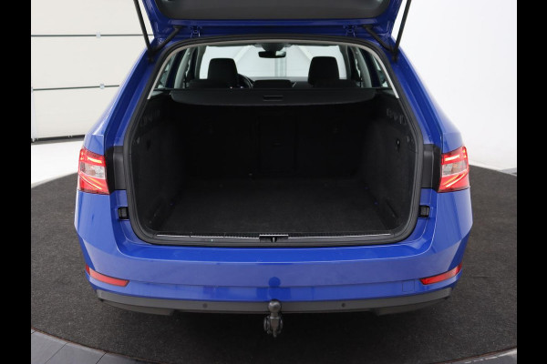 Škoda Superb 1.5 TSI Business Edition Plus | Trekhaak | Adaptive cruise | Achterbankverwarming | Virtual Cockpit | Camera | Carplay | Stoelverwarming | Memory | Keyless | Full LED | Navigatie