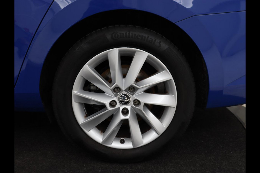 Škoda Superb 1.5 TSI Business Edition Plus | Trekhaak | Adaptive cruise | Achterbankverwarming | Virtual Cockpit | Camera | Carplay | Stoelverwarming | Memory | Keyless | Full LED | Navigatie