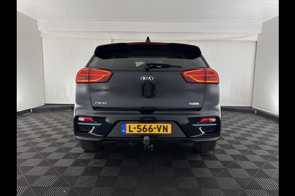 Kia e-Niro DynamicPlusLine 64 kWh [ 3-Fase ] {SOH-100%} (INCL-BTW) Aut.*PANO | LEATHER-FABRIC | FULL-LED | NAVI-FULLMAP | DAB+ | ADAPTIVE-CRUISE | CAMERA | HEATED-COMFORTSEATS | KEYLESS | DIGI-COCKPIT | SHIFT-PADDLES | CARPLAY | LANE-ASSIST | ...