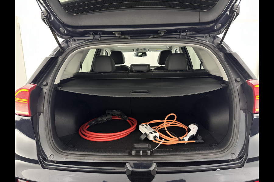 Kia e-Niro DynamicPlusLine 64 kWh [ 3-Fase ] {SOH-100%} (INCL-BTW) Aut.*PANO | LEATHER-FABRIC | FULL-LED | NAVI-FULLMAP | DAB+ | ADAPTIVE-CRUISE | CAMERA | HEATED-COMFORTSEATS | KEYLESS | DIGI-COCKPIT | SHIFT-PADDLES | CARPLAY | LANE-ASSIST | ...