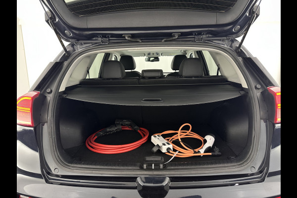 Kia e-Niro DynamicPlusLine 64 kWh [ 3-Fase ] {SOH-100%} (INCL-BTW) Aut.*PANO | LEATHER-FABRIC | FULL-LED | NAVI-FULLMAP | DAB+ | ADAPTIVE-CRUISE | CAMERA | HEATED-COMFORTSEATS | KEYLESS | DIGI-COCKPIT | SHIFT-PADDLES | CARPLAY | LANE-ASSIST | ...