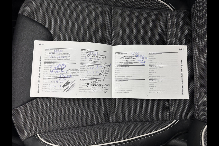 Kia e-Niro DynamicPlusLine 64 kWh [ 3-Fase ] {SOH-100%} (INCL-BTW) Aut.*PANO | LEATHER-FABRIC | FULL-LED | NAVI-FULLMAP | DAB+ | ADAPTIVE-CRUISE | CAMERA | HEATED-COMFORTSEATS | KEYLESS | DIGI-COCKPIT | SHIFT-PADDLES | CARPLAY | LANE-ASSIST | ...