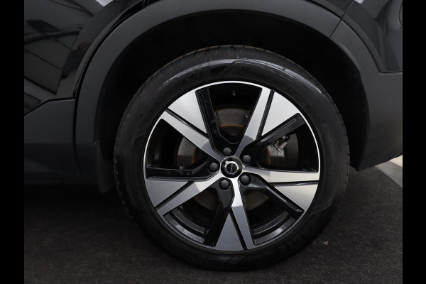 Volvo XC40 Recharge P8 AWD R Design | Stoel & stuurverwarming | Harman/Kardon | Adaptive cruise | Carplay | Navigatie | Keyless | Leder/Alcantara | Parkeerhulp | Full LED