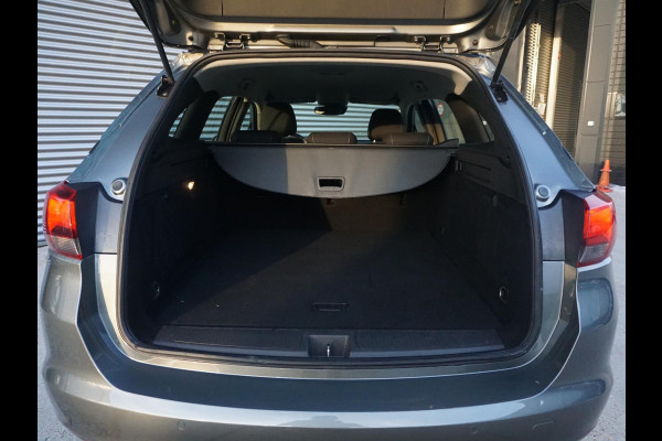 Opel Astra Sports Tourer 1.4 Edition All Seasonbanden