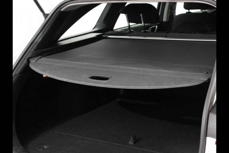 Kia Ceed Sportswagon 1.6 GDI PHEV DynamicLine Climate control | Adaptieve cruise control | Stuur verwarming | Stoel verwarming | Parkeersensoren | Achteruitrijcamera | Apple Carplay/ Android Auto