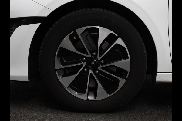 Kia Ceed Sportswagon 1.6 GDI PHEV DynamicLine Climate control | Adaptieve cruise control | Stuur verwarming | Stoel verwarming | Parkeersensoren | Achteruitrijcamera | Apple Carplay/ Android Auto