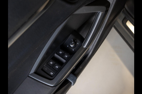Audi Q3 35 TFSI 2x S Line / 150pk / Rondomzicht carmera / Keyless / Dodehoek /