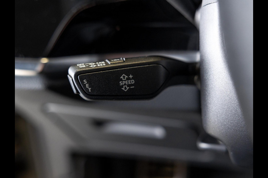 Audi Q3 35 TFSI 2x S Line / 150pk / Rondomzicht carmera / Keyless / Dodehoek /