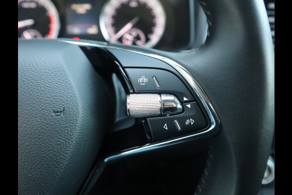 Škoda Karoq 1.0 TSI Business Edition Plus // LED