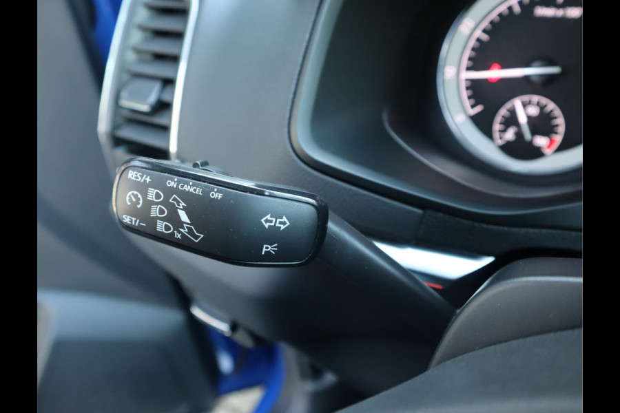 Škoda Karoq 1.0 TSI Business Edition Plus // LED