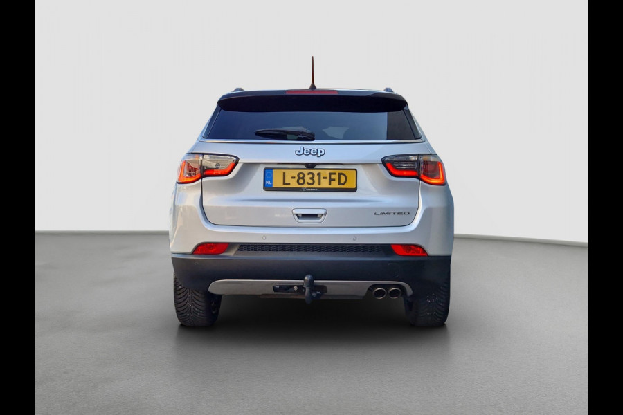 Jeep Compass 1.3T Limited Automaat | Trekhaak | BSD | DAB | Camera | Navi | Clima |