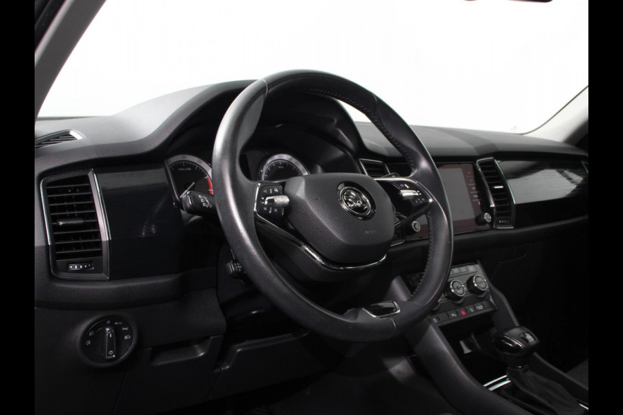 Škoda Kodiaq 1.5 TSI 150pk DSG Style 7p. | Navigatie | Apple Carplay/Android Auto | Adaptive Cruise Control | Parkeersensor achter | Stoel- en stuurverwarming | Ledverlichting | Getinte ramen | Climate Control Prijs Incl. BOVAG Garantie