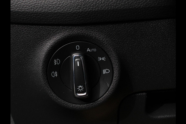 Škoda Kodiaq 1.5 TSI 150pk DSG Style 7p. | Navigatie | Apple Carplay/Android Auto | Adaptive Cruise Control | Parkeersensor achter | Stoel- en stuurverwarming | Ledverlichting | Getinte ramen | Climate Control Prijs Incl. BOVAG Garantie