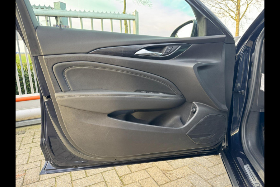 Opel Insignia Sports Tourer 1.5 Turbo Business Executive INKL TREKHAAK / ELEKTR. KLEP / CAMERA / CARPLAY / NAVI / STOELVERW. / LMV