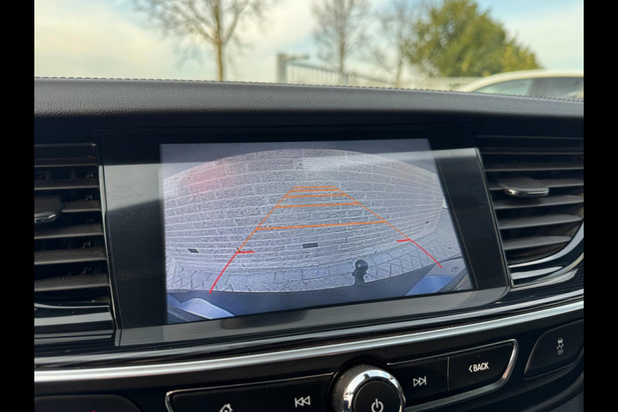 Opel Insignia Sports Tourer 1.5 Turbo Business Executive INKL TREKHAAK / ELEKTR. KLEP / CAMERA / CARPLAY / NAVI / STOELVERW. / LMV